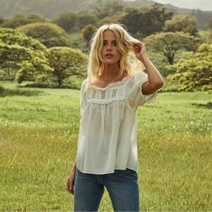 Doen Frances White Lace Trim Blouse